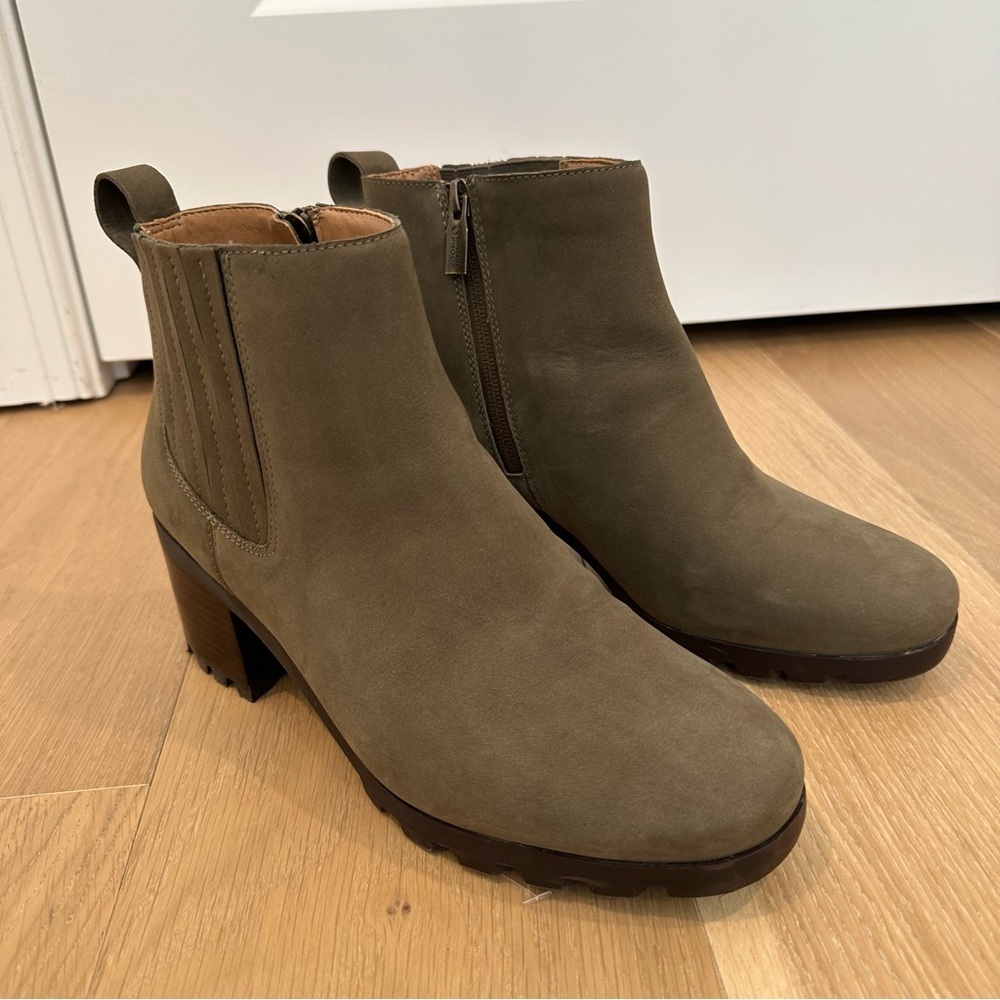 Women’s Vionic Wilma Green Waterproof Ankle Rain Boot Heels Booties Size 10 Shoe - Picture 4 of 16